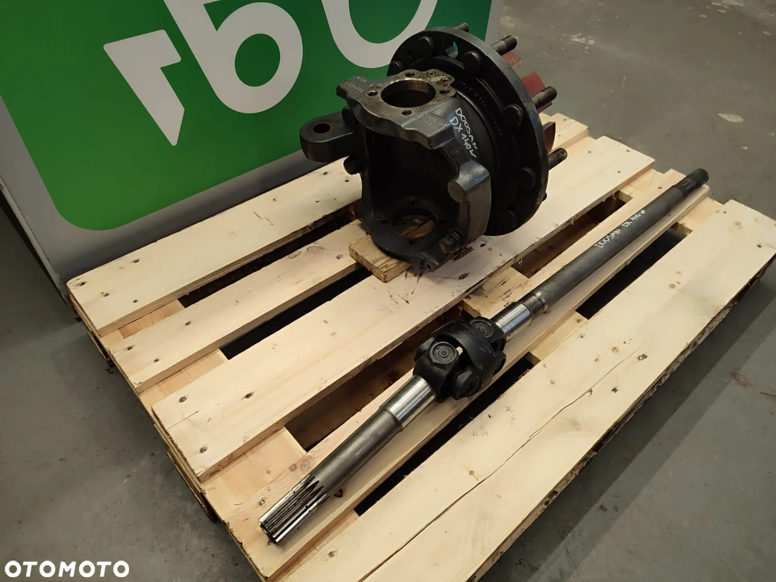 Zwrotnica piasta 4472447032E  Doosan DX 140W - 5