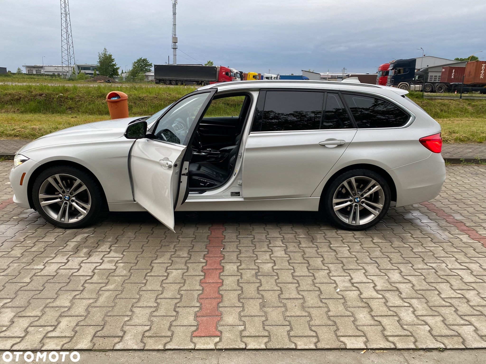 BMW Seria 3 330i xDrive Luxury Line - 8