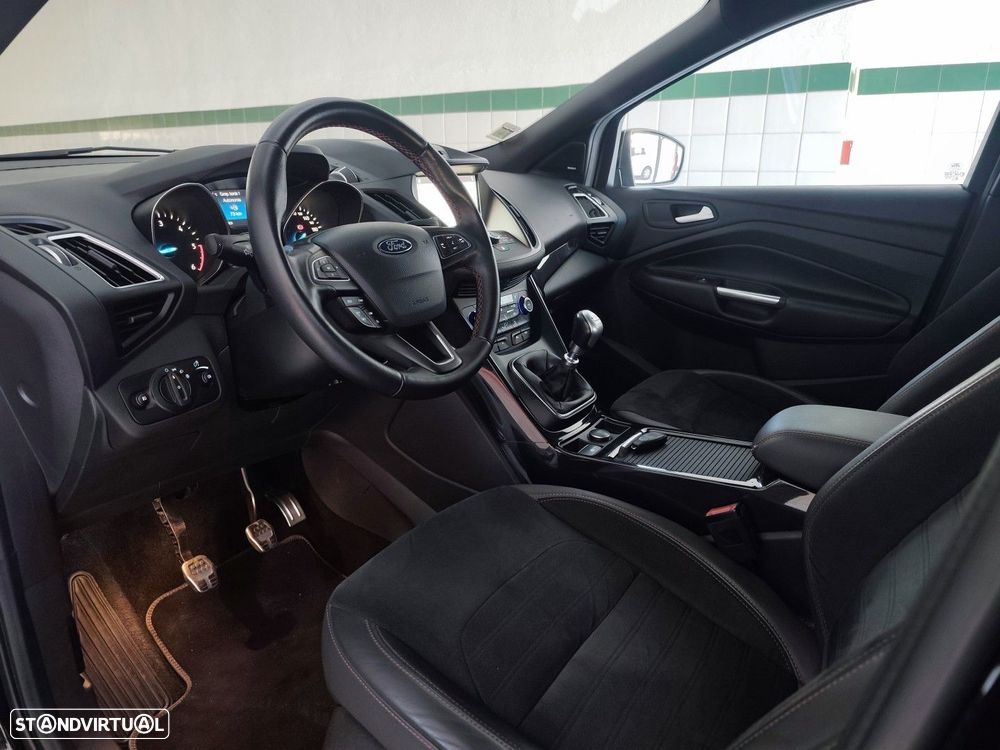Ford Kuga 1.5 TDCi ST-Line - 8