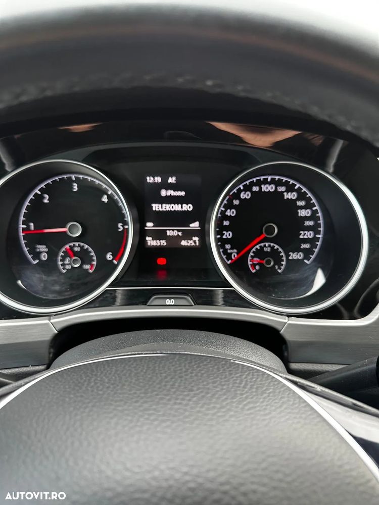 Volkswagen Touran 2.0 TDI Comfortline - 30
