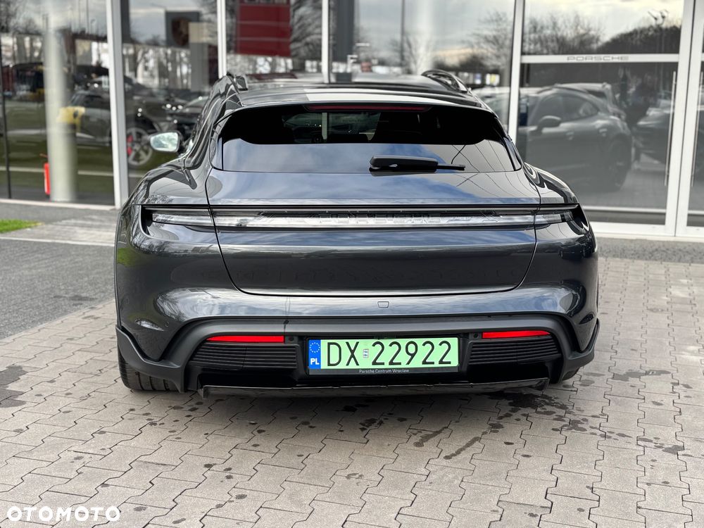 Porsche Taycan 105kWh 4 - 9