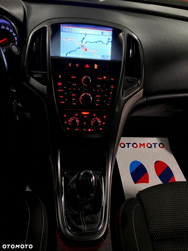 Opel Astra 1.4 Turbo Innovation - 18