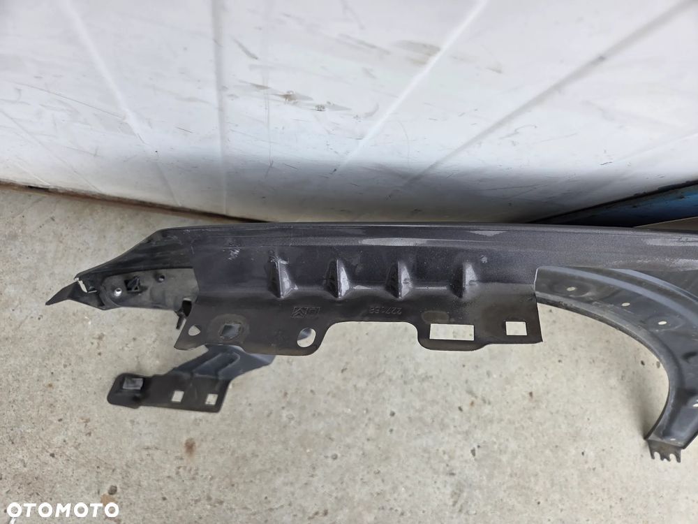 Błotnik przedni prawy Citroen C4 Cactus - 12