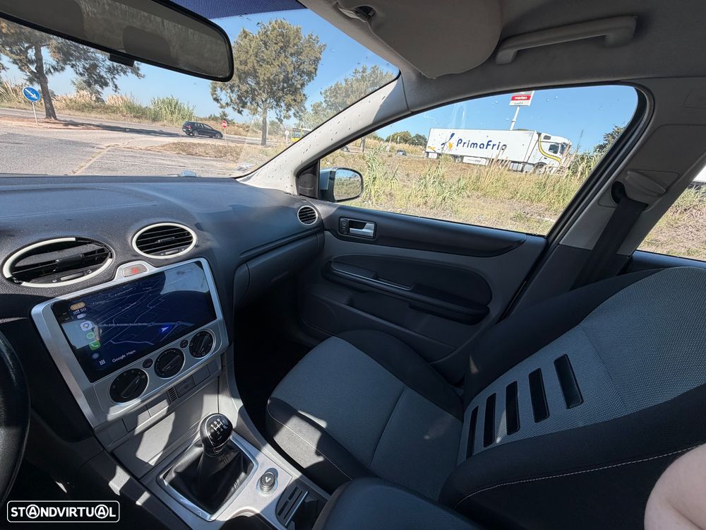 Ford Focus 1.6 TDCi ECOnetic - 11