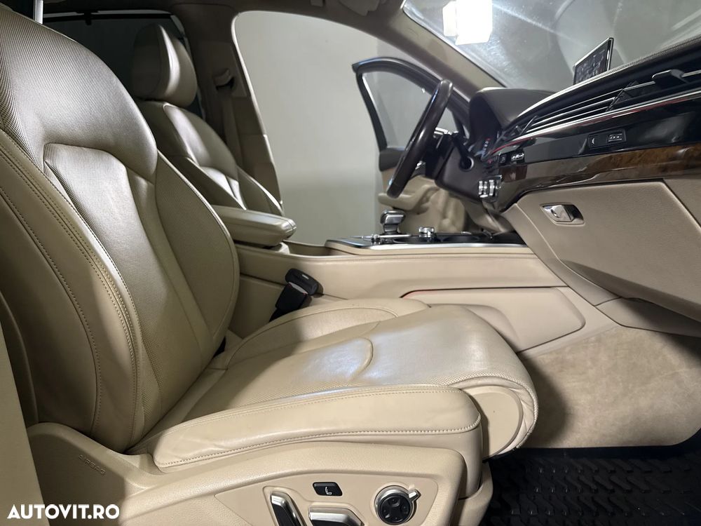 Audi Q7 3.0 TDI Quattro Tiptronic - 12