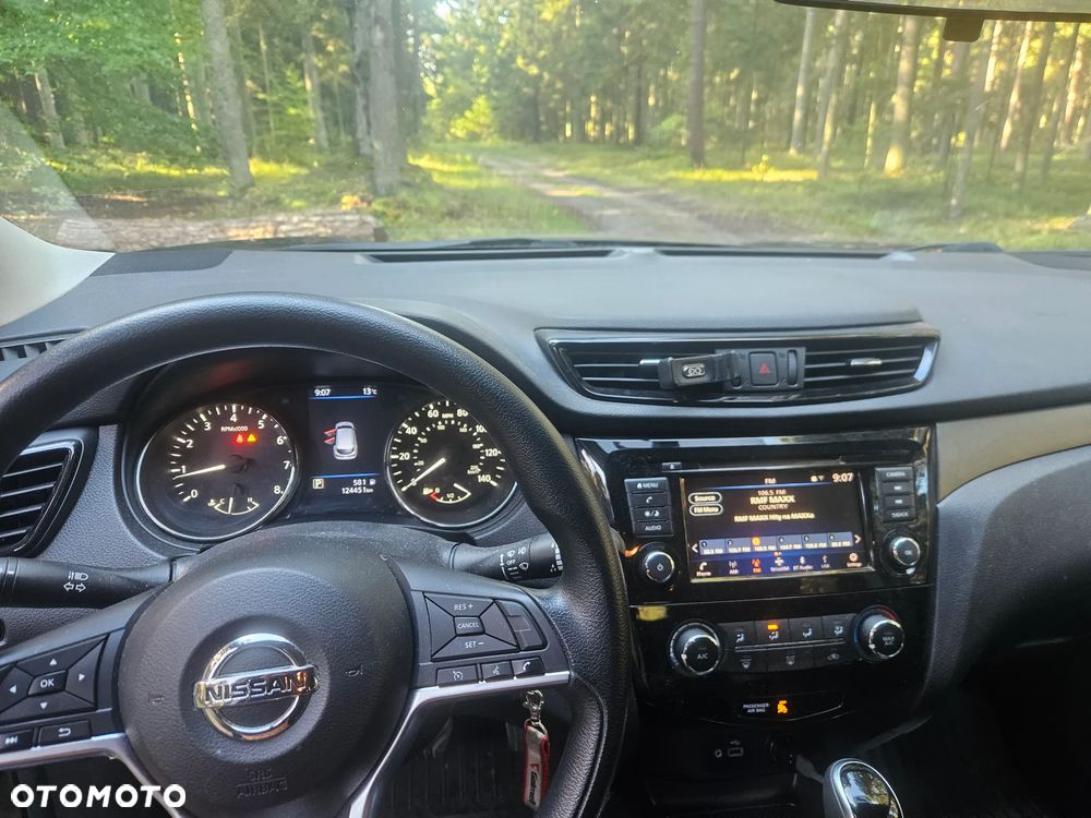 Nissan Rogue - 10