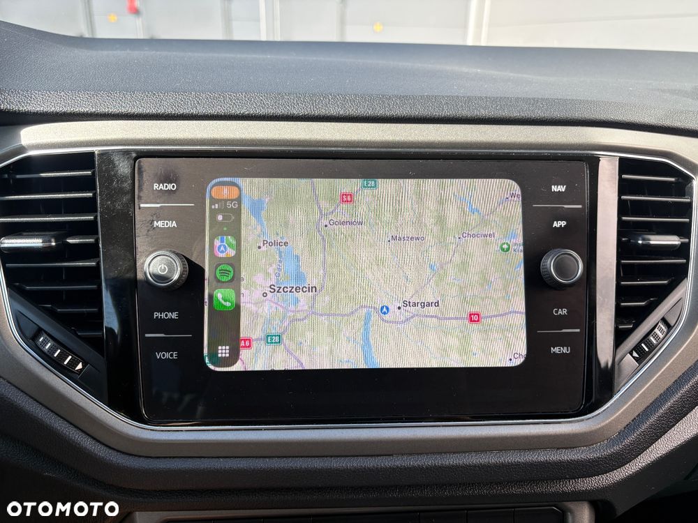 Volkswagen T-Roc 1.5 TSI Life DSG - 24