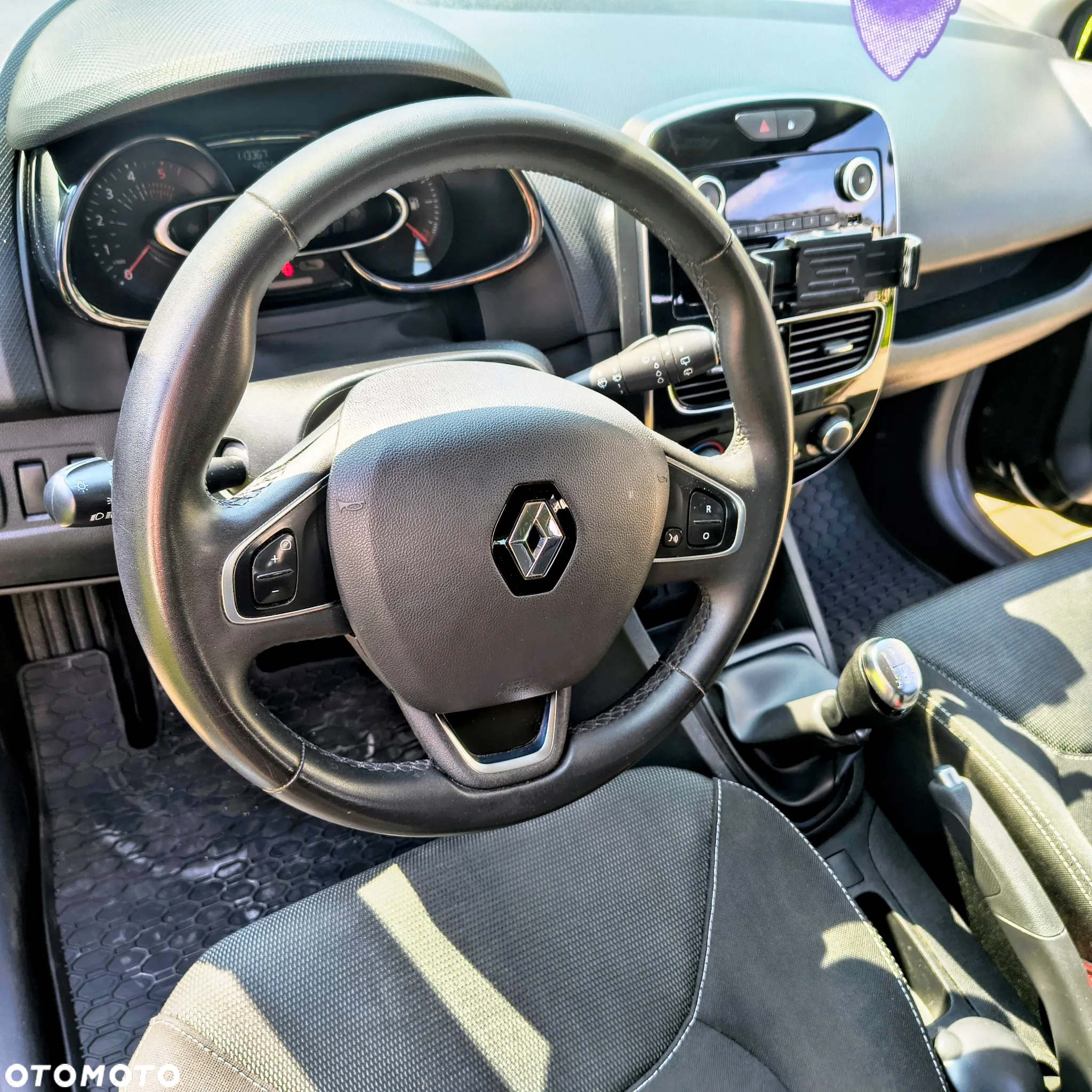 Renault Clio - 5