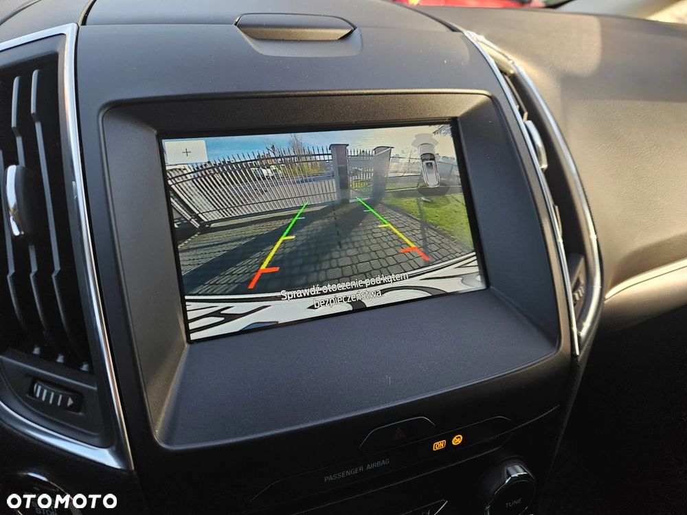 Ford Galaxy 1.5 EcoBoost Titanium - 25