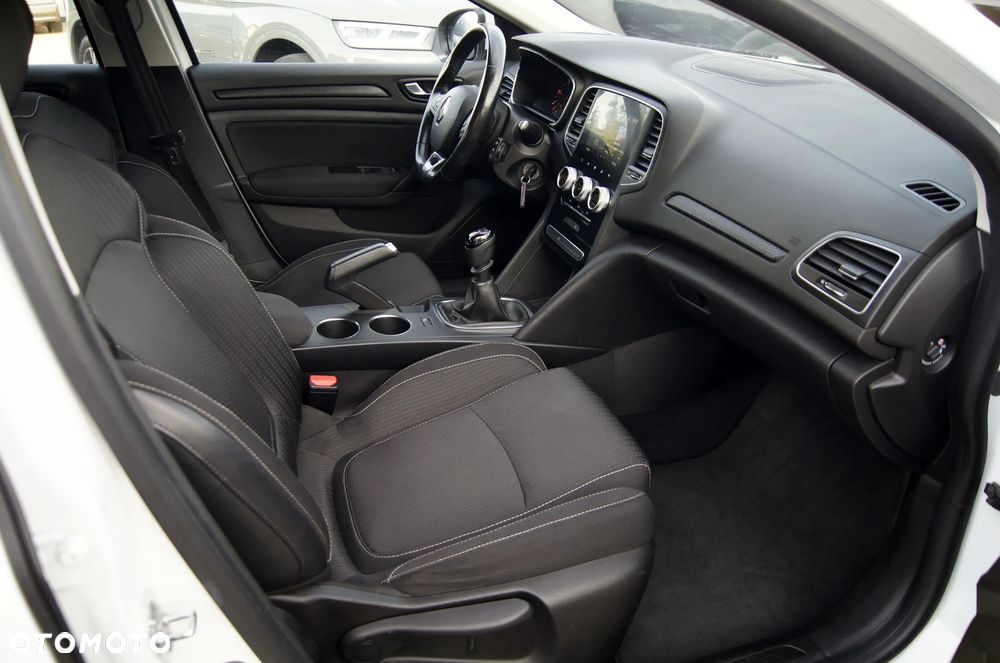Renault Megane BLUE dCi 115 BUSINESS EDITION - 16