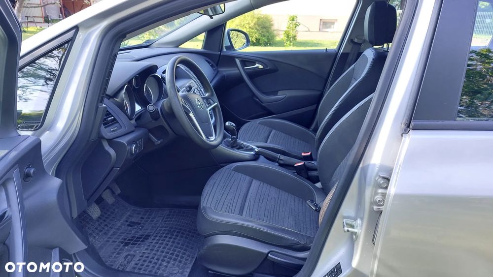 Opel Astra 1.4 T Active EU6 - 11
