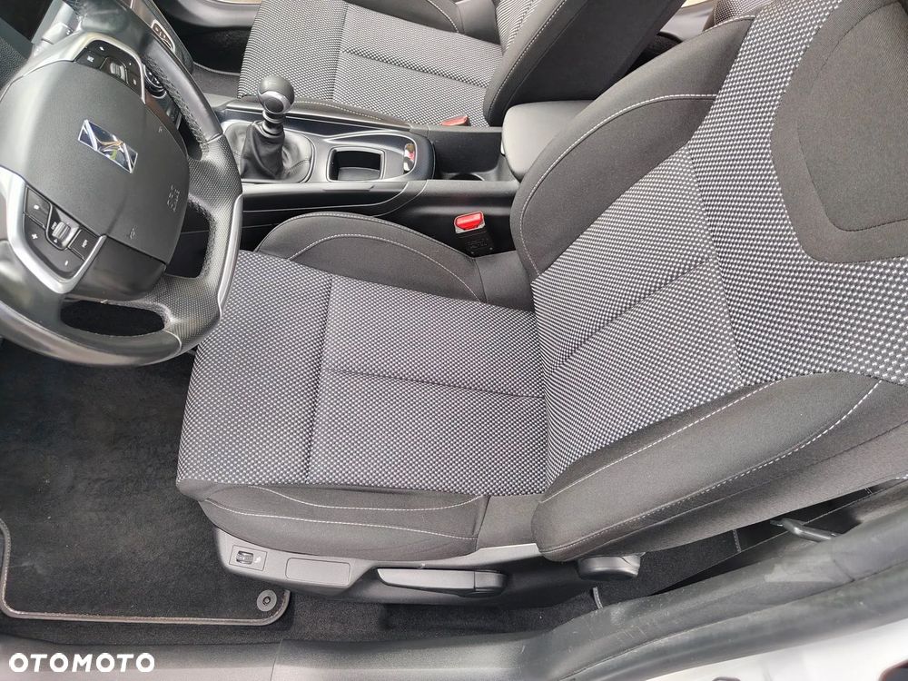 DS Automobiles DS 4 Crossback - 15