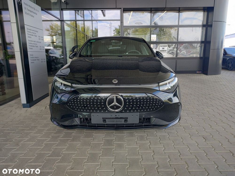 Mercedes-Benz CLA - 2
