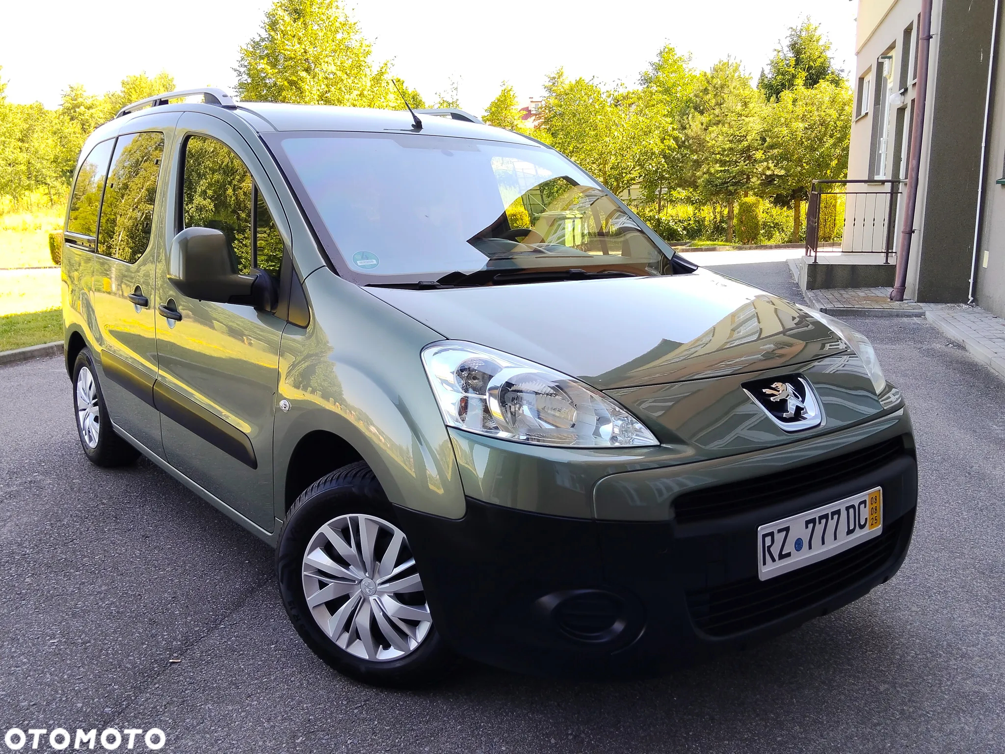 Peugeot Partner Tepee 90 Family - 14
