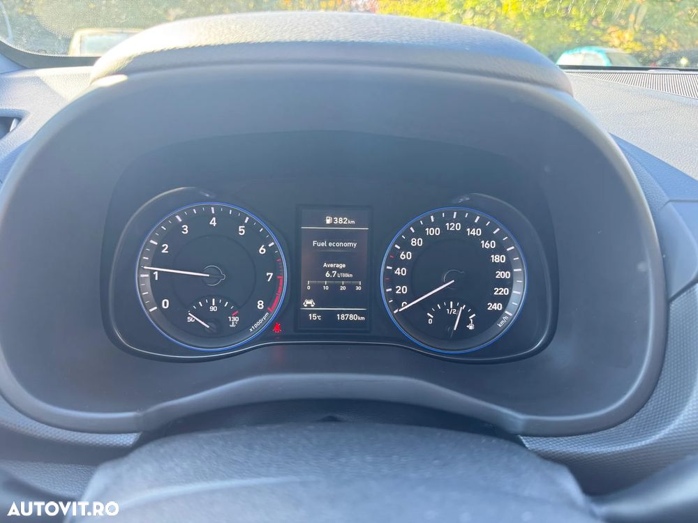Hyundai KONA 1.0 T-GDI 2WD Premium + - 7