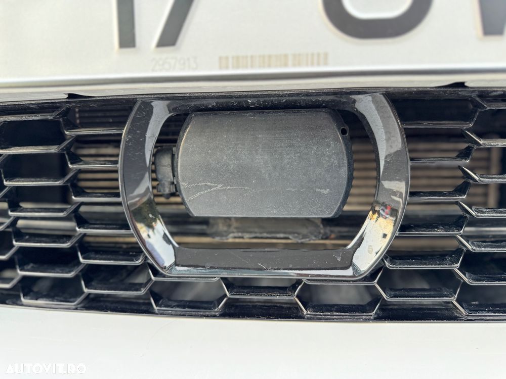 BMW Seria 5 530d xDrive AT MHEV - 31
