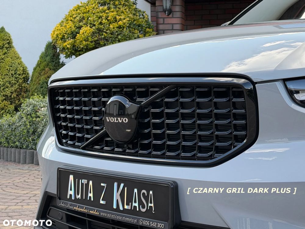 Volvo XC 40 B3 B DKG Ultra Black Edition - 31