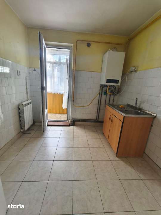 Apartament 3 camere, 61mp, zona Hurmuzachi, Radauti — fotografia 1