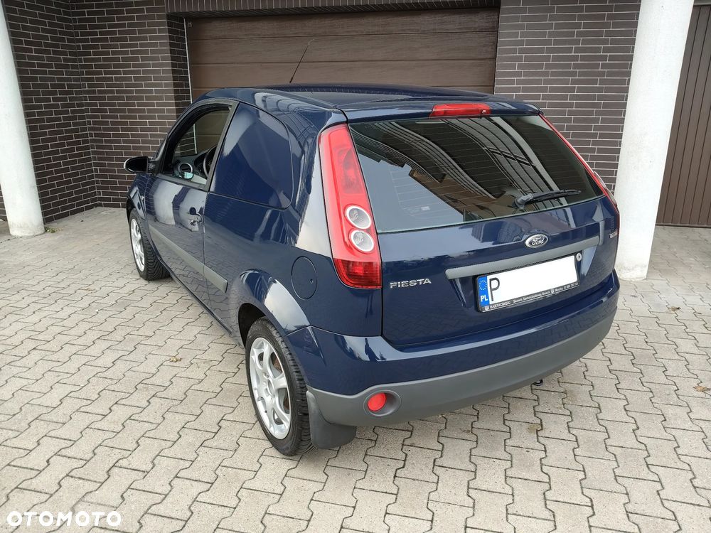 Ford Fiesta 1.4 TDCi Gold X - 27