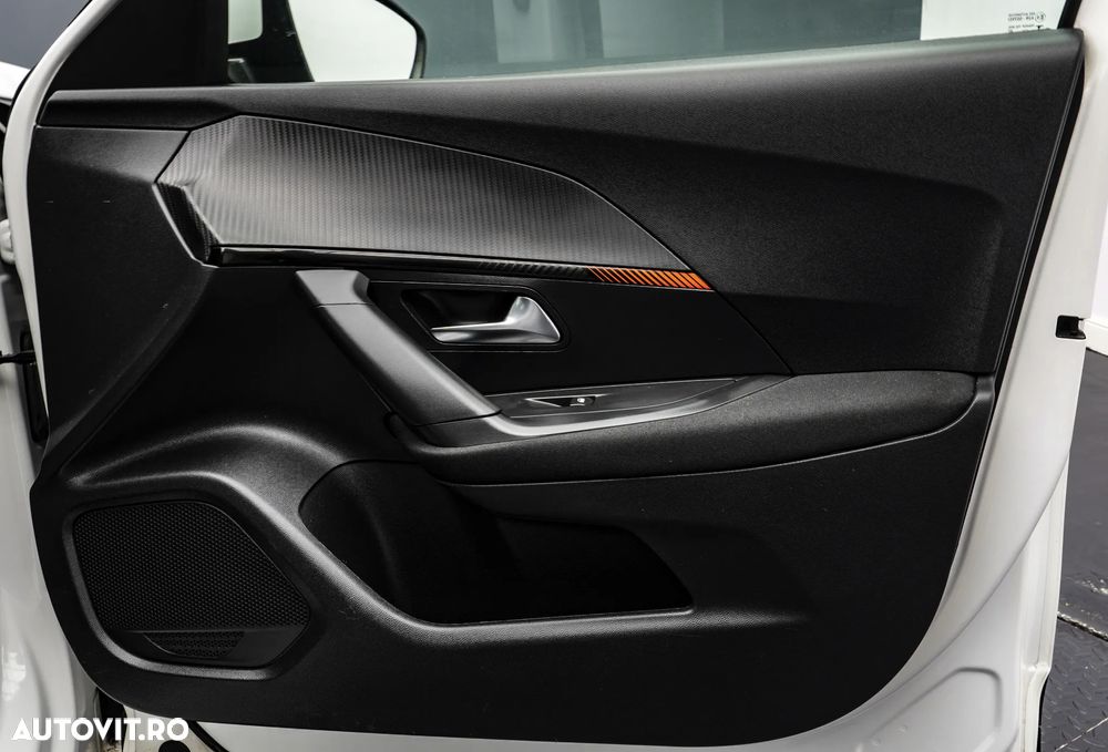 Peugeot 2008 1.5 BlueHDI STT Allure - 21