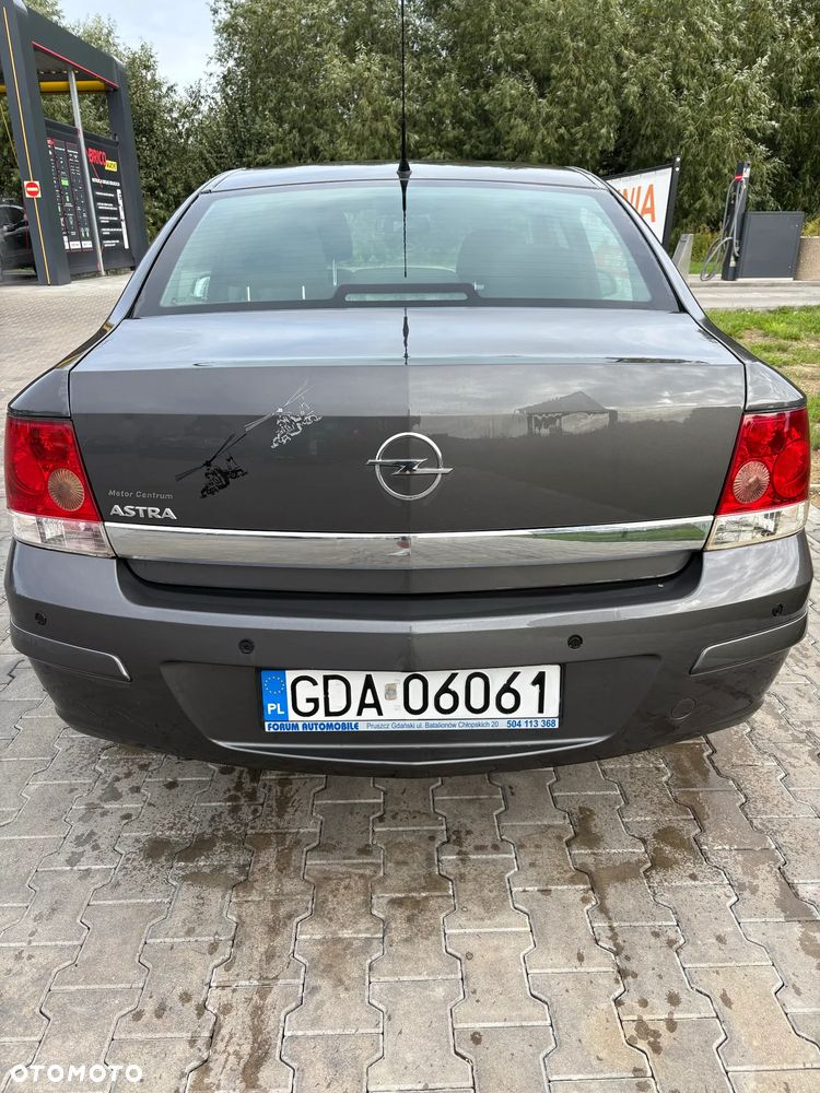 Opel Astra 1.6 - 4