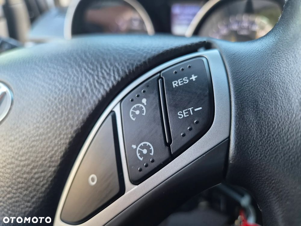 Hyundai i30 blue 1.6 CRDi Classic Navigation - 20
