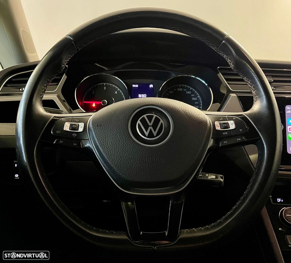 VW Touran 2.0 TDI Confortline - 11