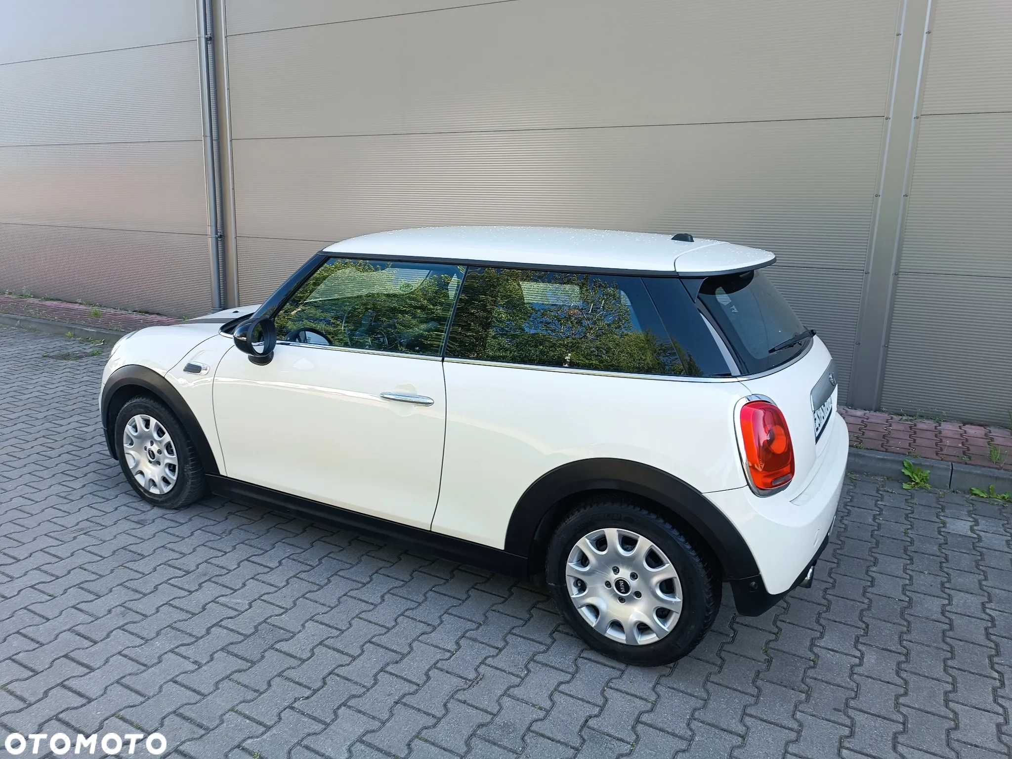 MINI ONE Standard - 15
