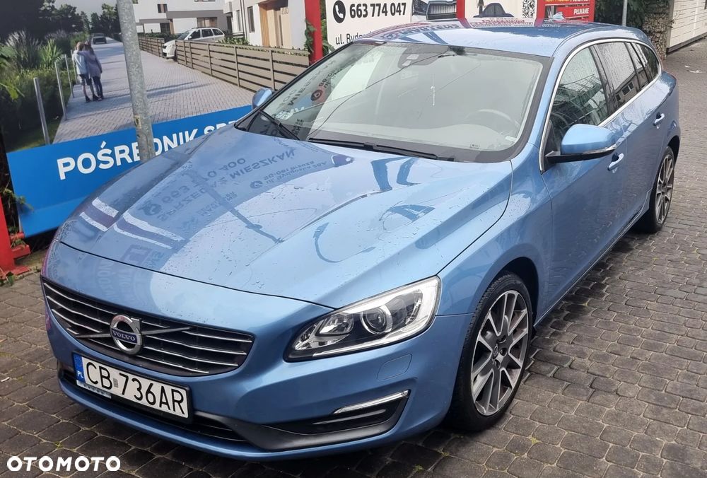 Volvo V60 T3 Momentum - 12