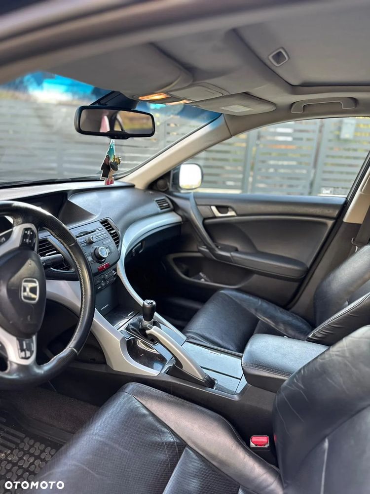 Honda Accord 2.0 Executive - 13