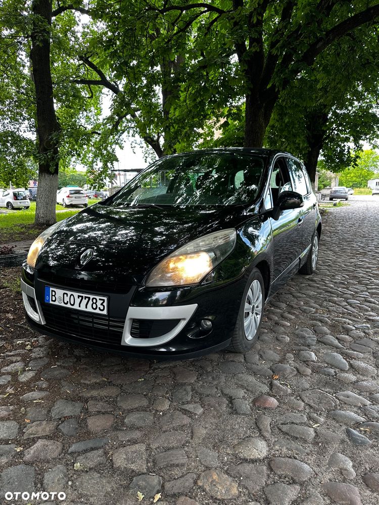 Renault Scenic - 2