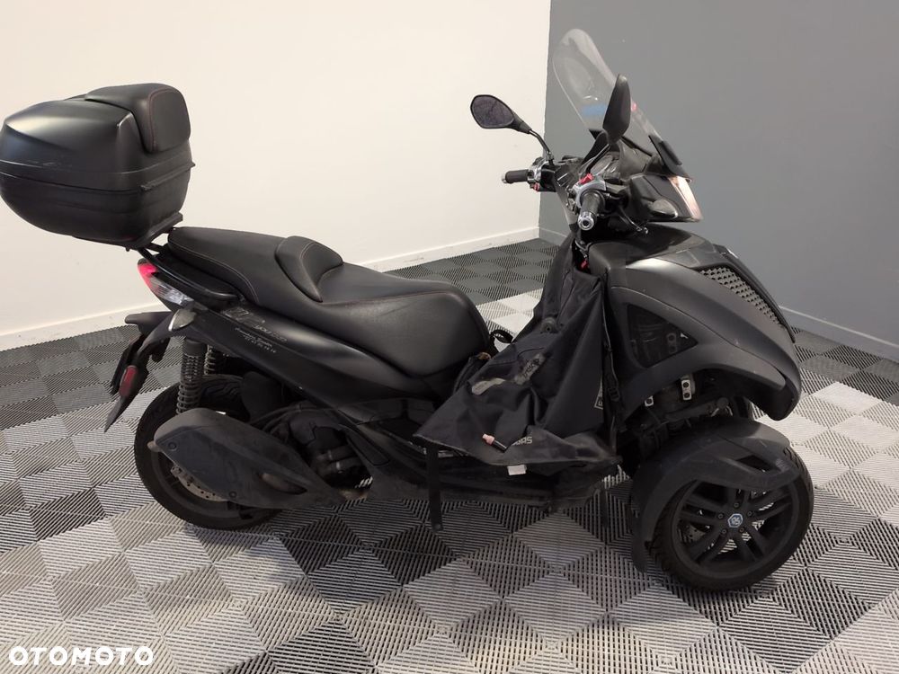 PIAGGIO MP3 125 250 300 YOURBAN  owiewka osłona boczek zbiornik stelaż wypełnienie kokpit zawieszenie set podnóżek siedzenie chłodnica regulator moduł przełącznik przekaźnik licznik wiązka tłumik czasza licznik silnik stelaż