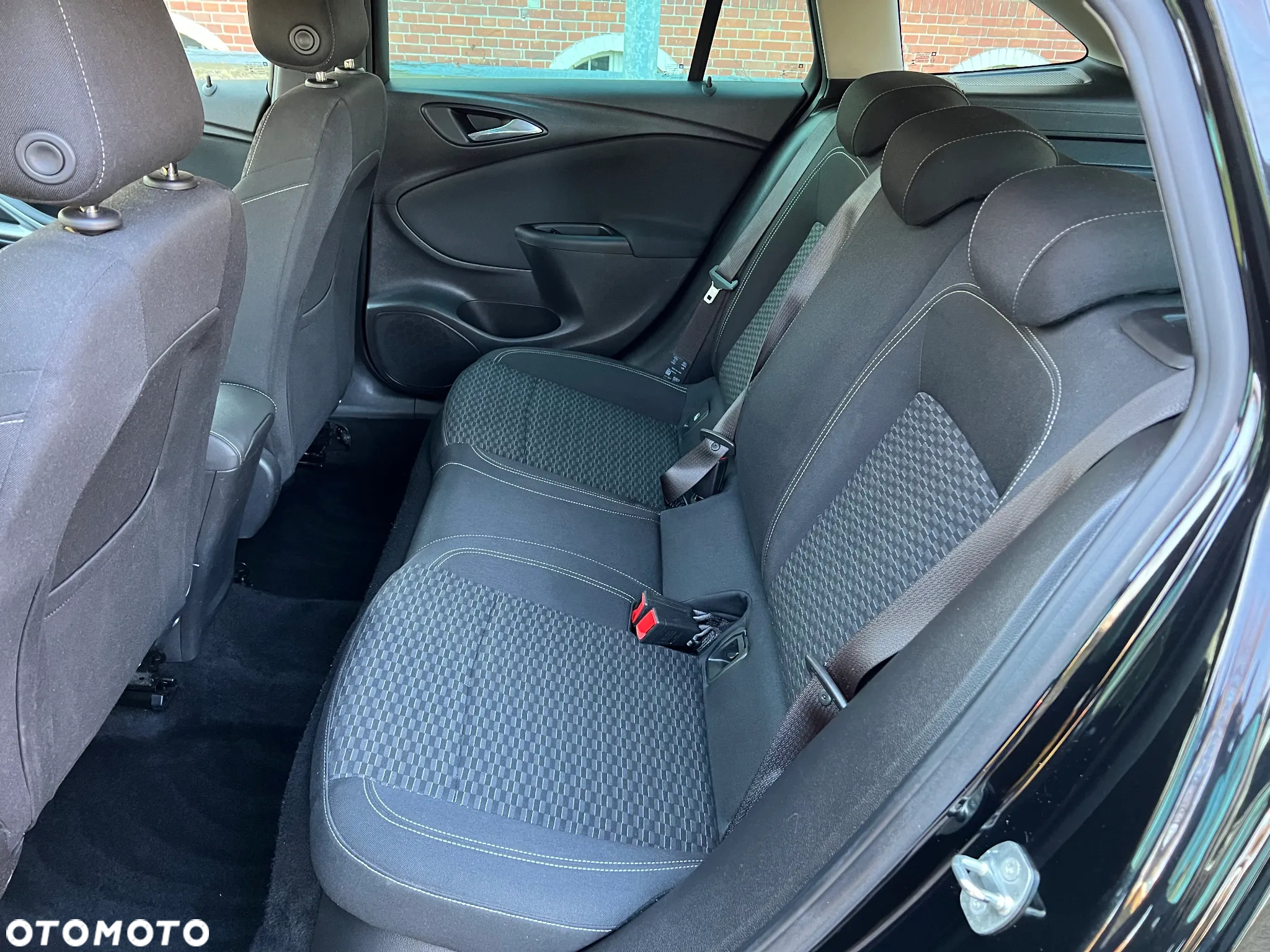 Opel Astra 1.6 CDTI Sports Tourer Active - 20