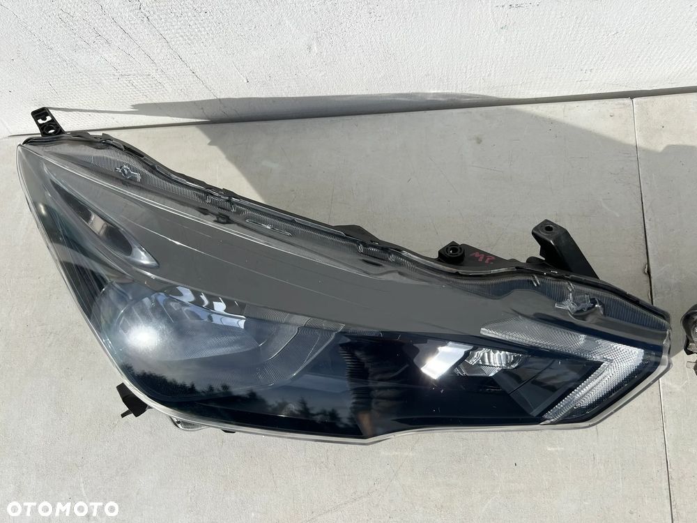 NISSAN MICRA K14 16- LAMPA PRAWA LAMPA PRZÓD ZWYKŁA CZARNA LED - 3