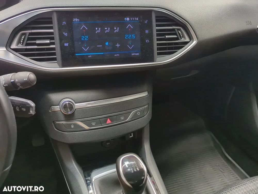 Peugeot 308 - 5