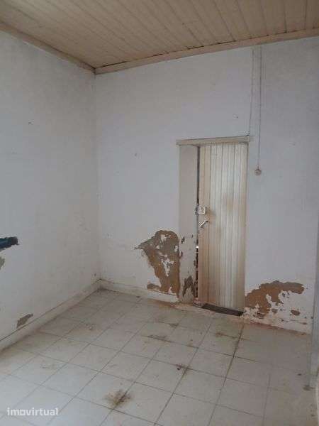 Casa t2 com quintal cartaxo - Grande imagem: 4/8