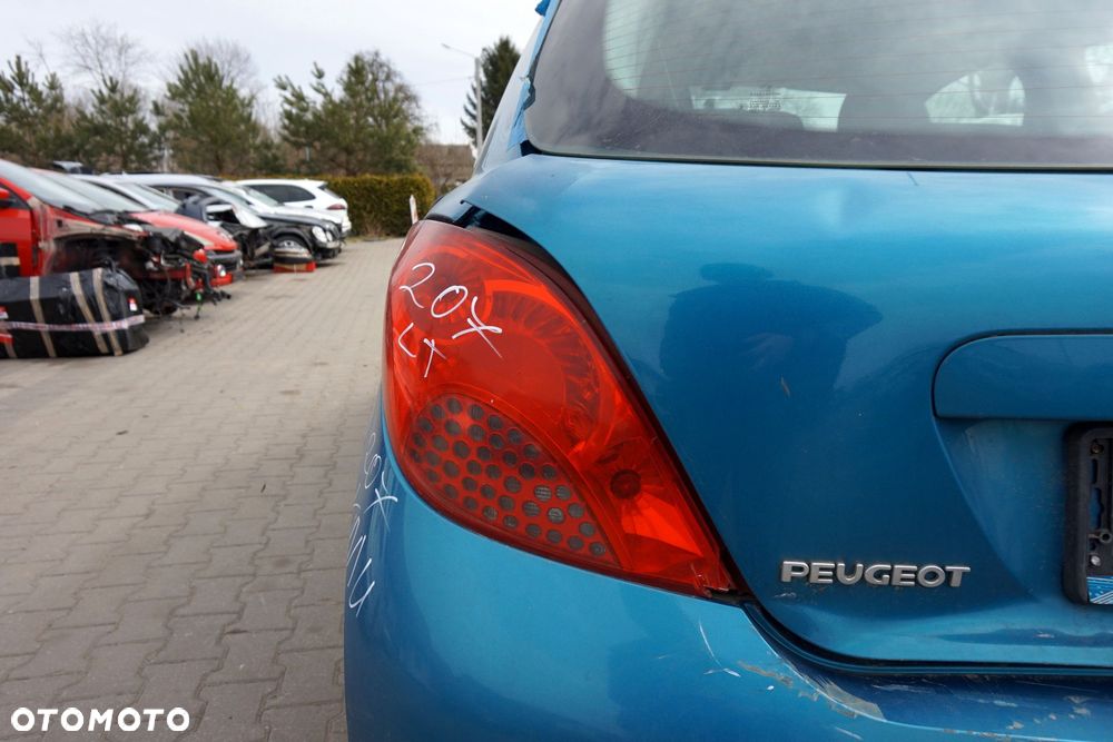 LAMPA TYLNA LEWA 207  3D HB  PEUGEOT 2006-2009 - 3
