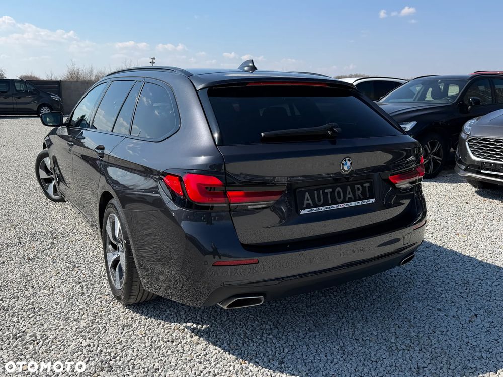 BMW Seria 5 520d Luxury Line - 14
