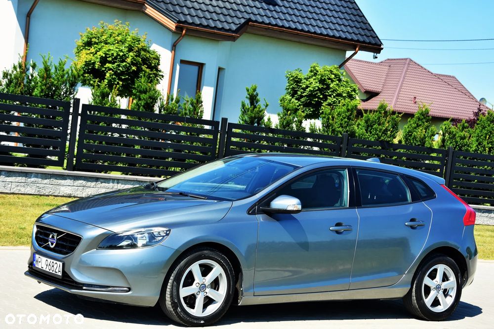 Volvo V40 D2 Momentum - 5