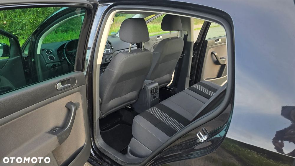 Volkswagen Golf Plus 1.9 TDI DPF Comfortline BlueMotion - 28