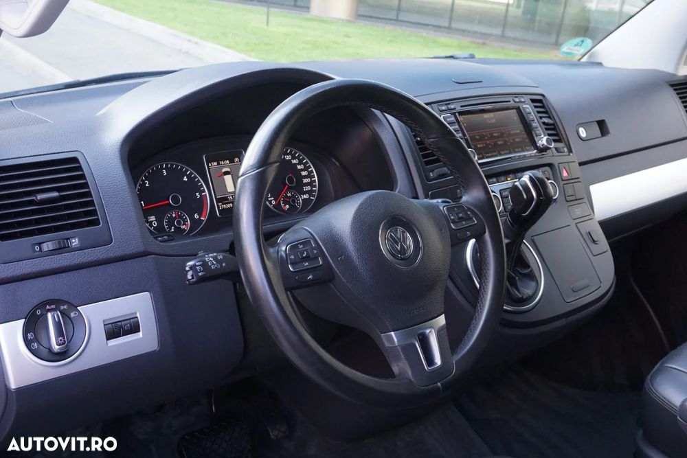 Volkswagen Multivan - 27