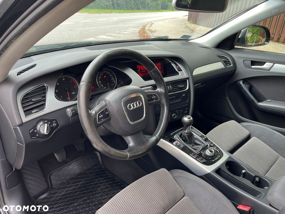 Audi A4 Avant 2.0 TDI DPF S line Sportpaket (plus) - 6