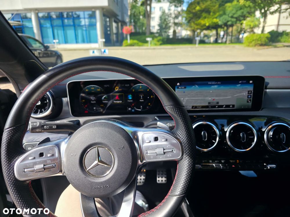Mercedes-Benz CLA - 30