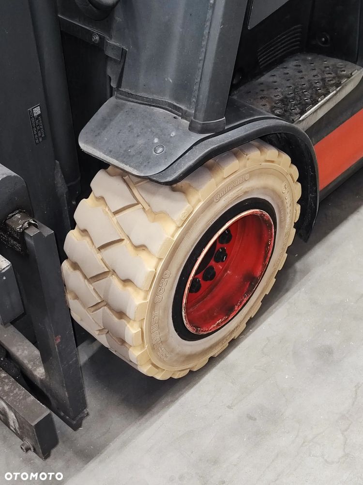 Linde E30 - 12