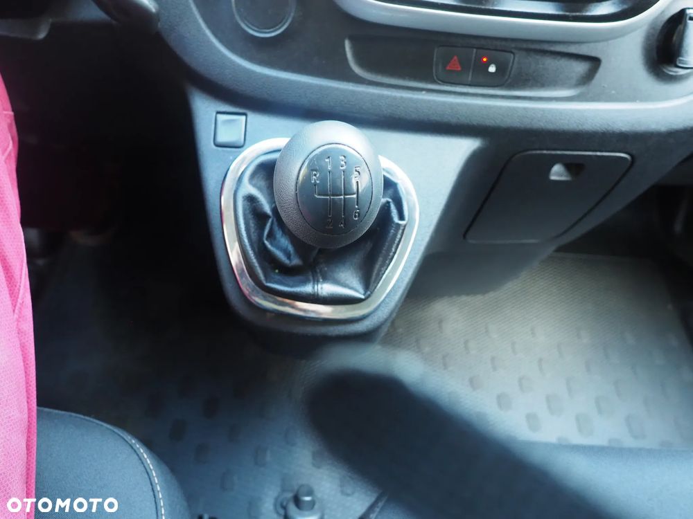 Renault trafic - 17