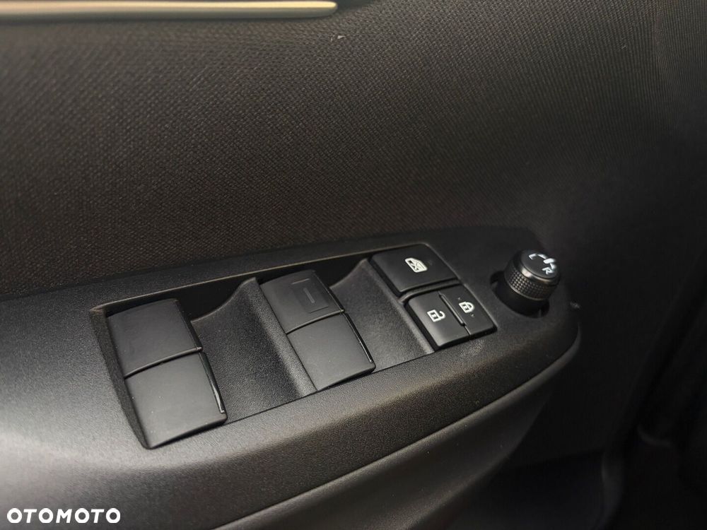 Toyota Yaris Cross Hybrid 1.5 Comfort - 36