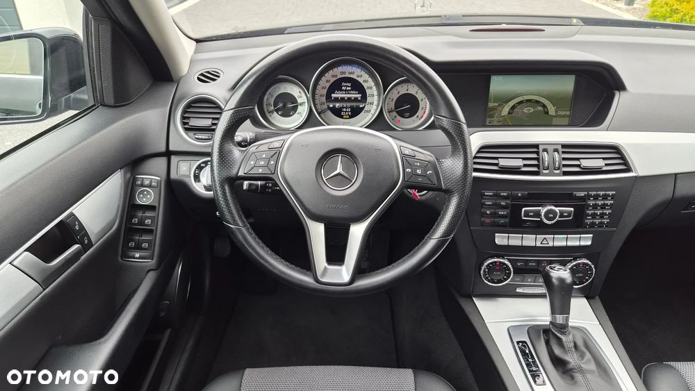 Mercedes-Benz Klasa C - 9