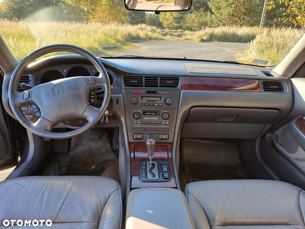 Acura RL - 8