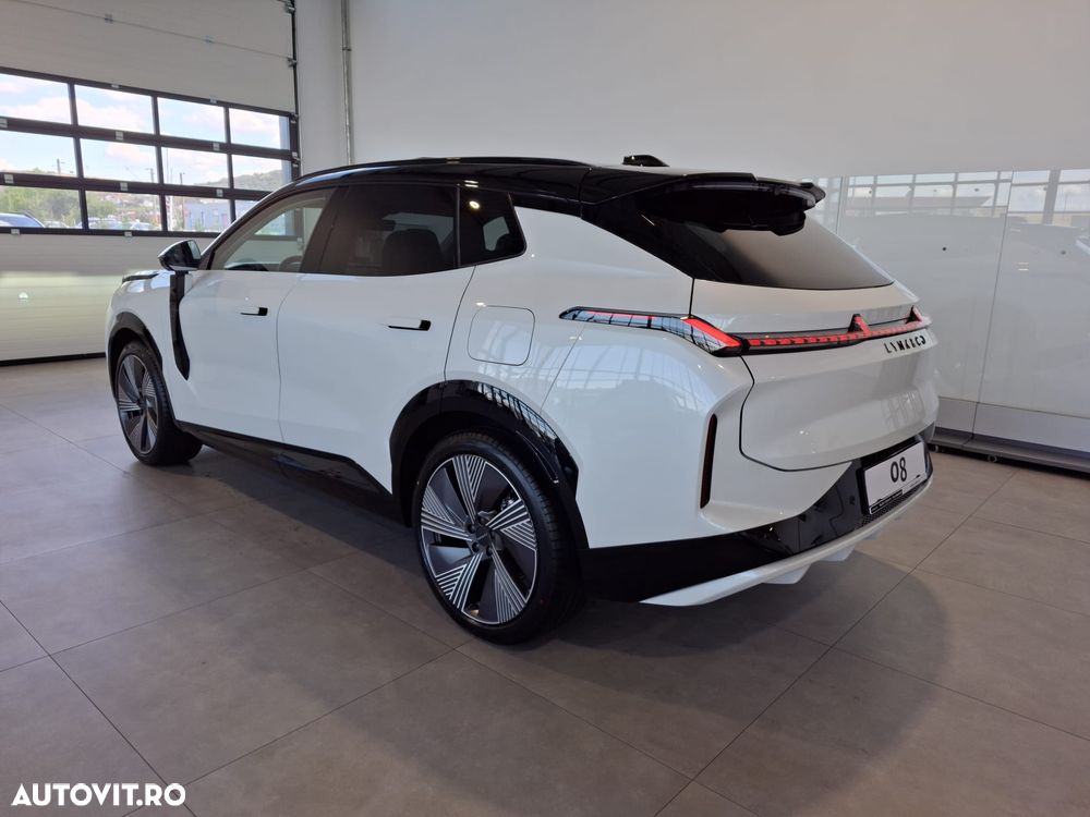 Lynk&Co 08 - 10