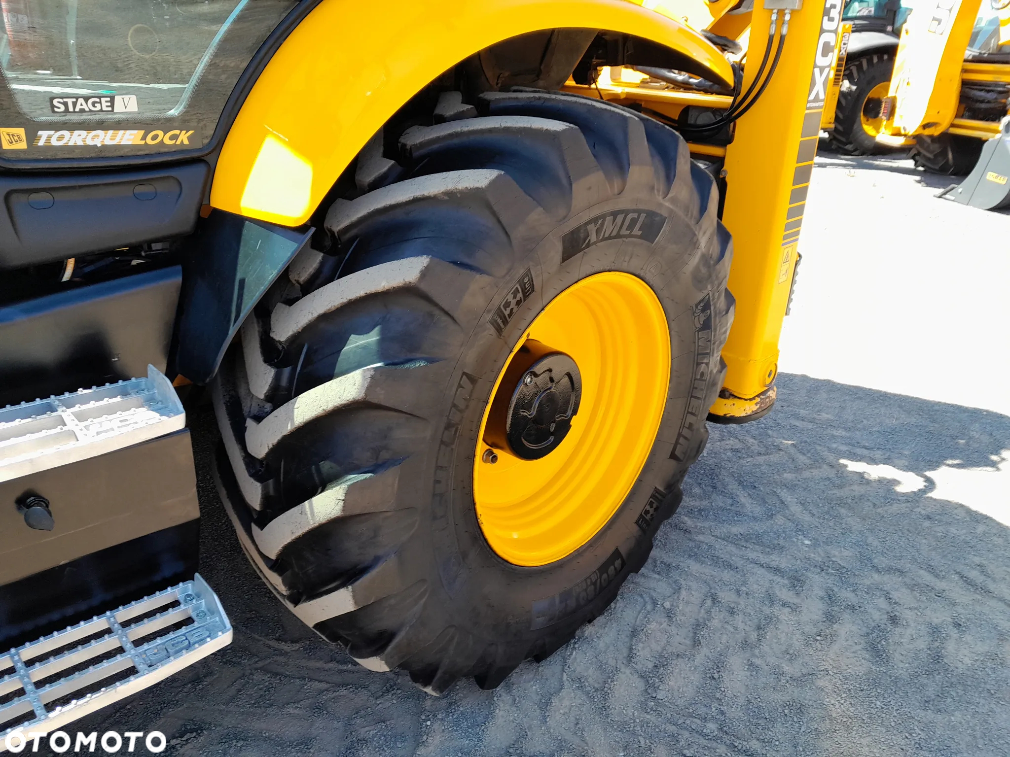 JCB 3CX  AEC - 16
